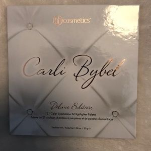 BH Cosmetics Carli Bybel deluxe edition palette
